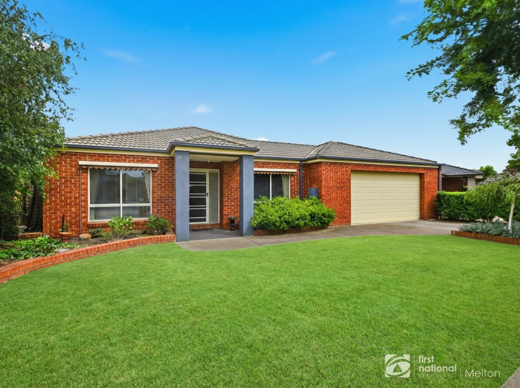15 Trentwood Ave, Melton West, VIC 3337