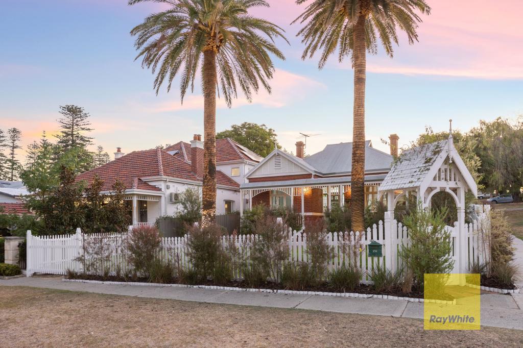 251 Marmion St, Cottesloe, WA 6011