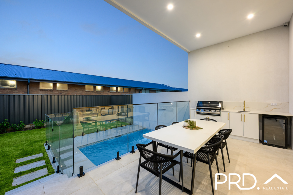 5 Wall Ave, Panania, NSW 2213