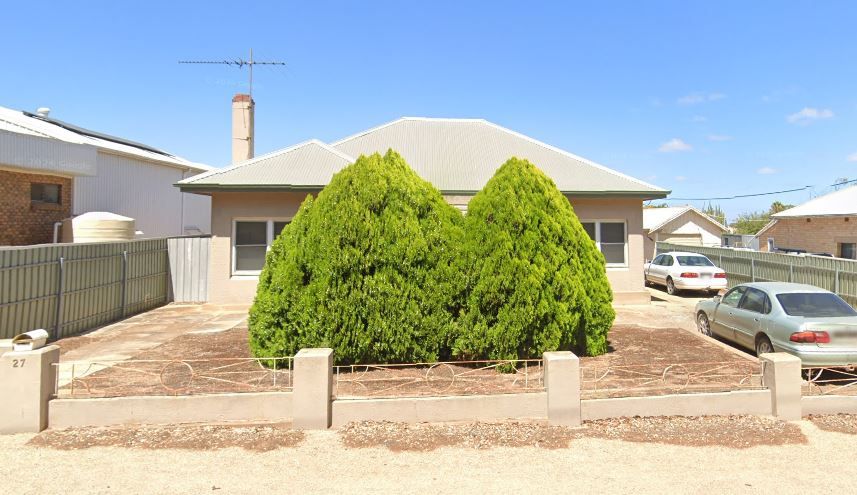27 Park Tce, Maitland, SA 5573