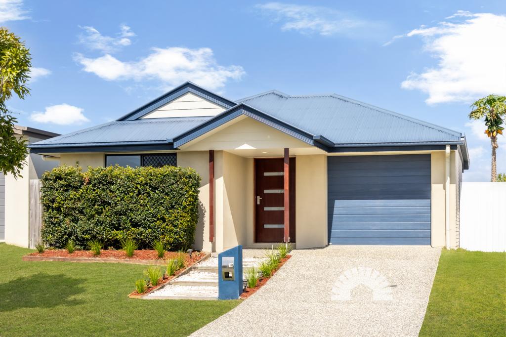 18 Petrie St, Caboolture South, QLD 4510