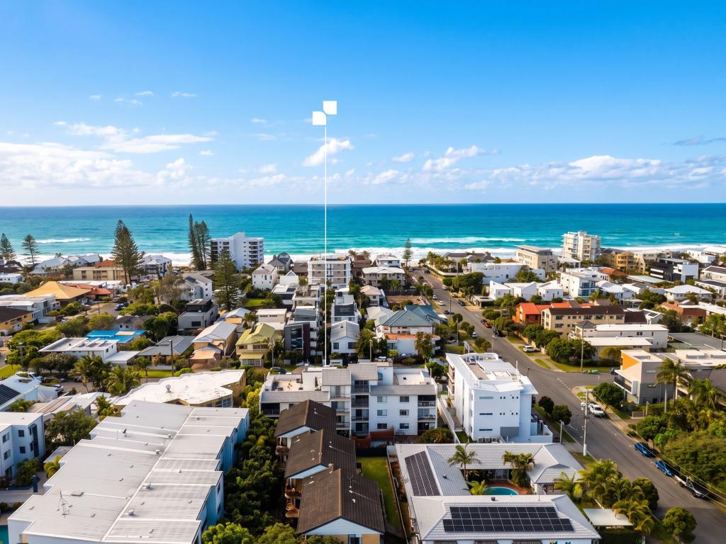 7/108-112 Petrel Ave, Mermaid Beach, QLD 4218