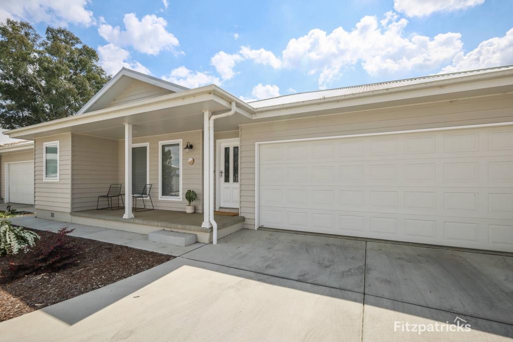 2/61 SPRING ST, WAGGA WAGGA, NSW 2650