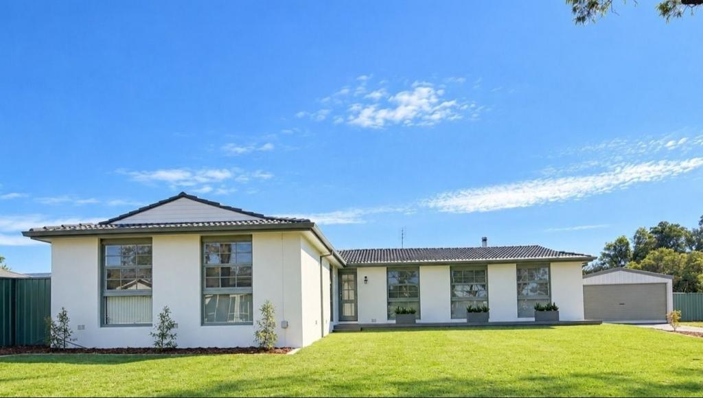 49 Castlereagh St, Tahmoor, NSW 2573