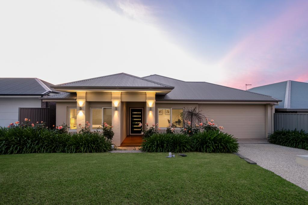 13 Galway Rd, Seaford Heights, SA 5169