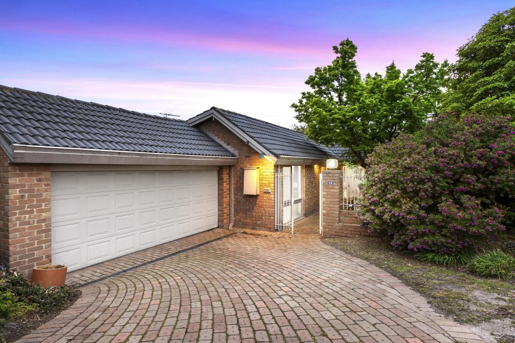 24 Caithness Cres, Glen Waverley, VIC 3150