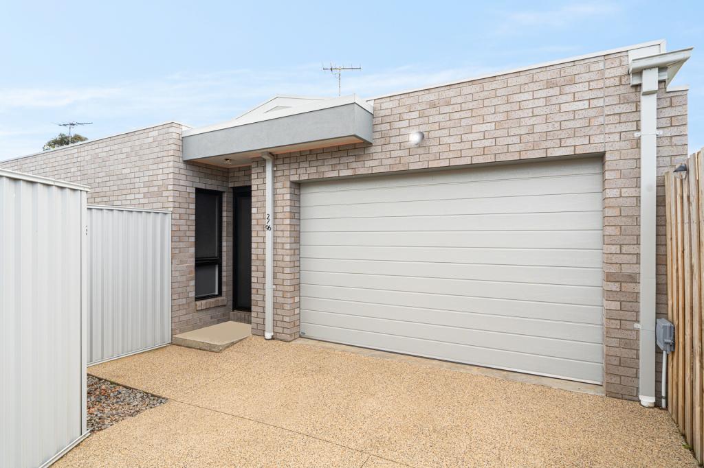 2/96 Neil St, Bell Post Hill, VIC 3215