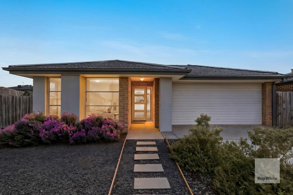 6 THRUMS RD, MAMBOURIN, VIC 3024