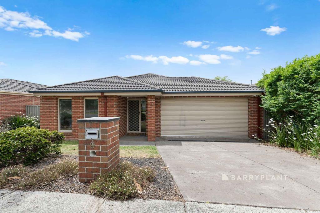 9 AVALON CRES, CRANBOURNE EAST, VIC 3977