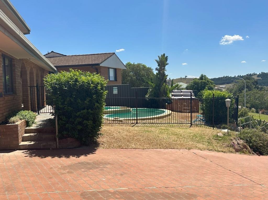 6 Glenwarrie Pl, Parkes, NSW 2870