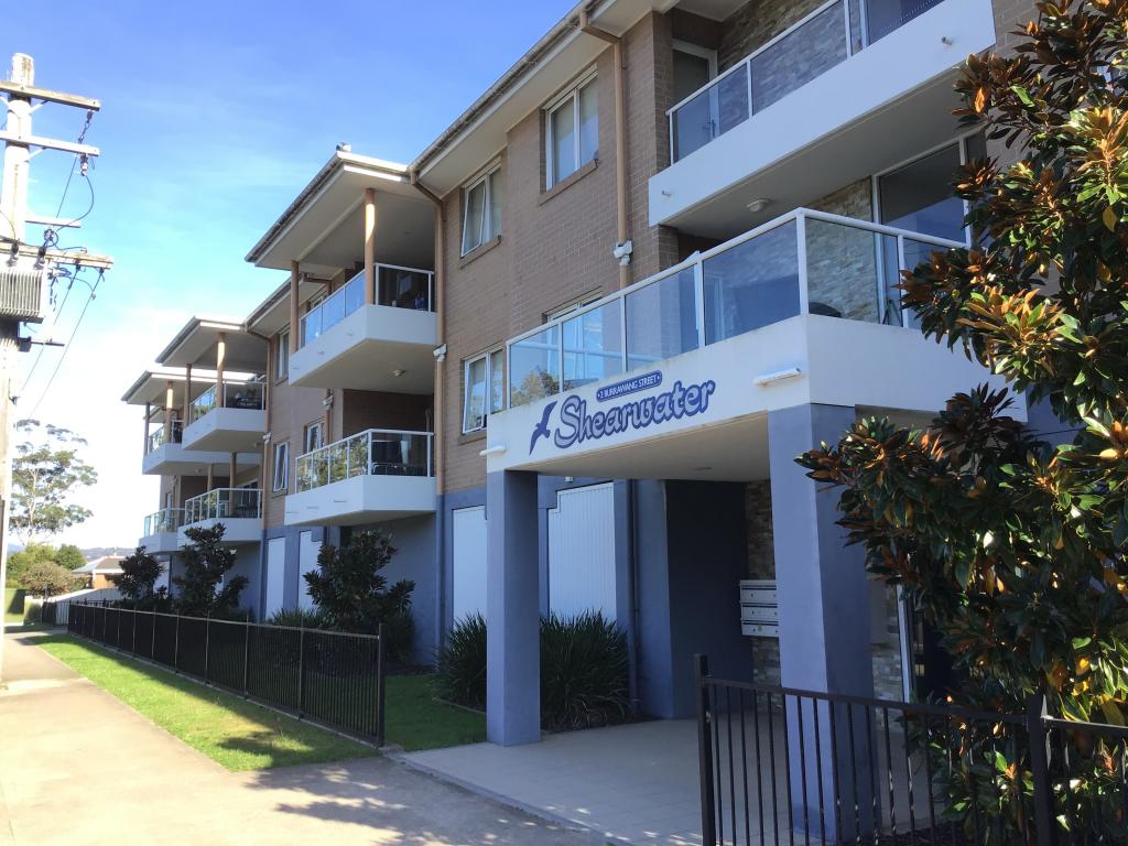 4/2 Burrawang St, Narooma, NSW 2546