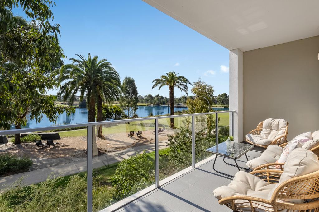 211/98 Lakeside Pde, Jordan Springs, NSW 2747