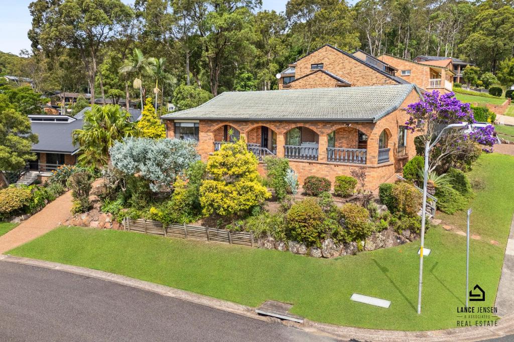 1 Drayton Cl, Eleebana, NSW 2282