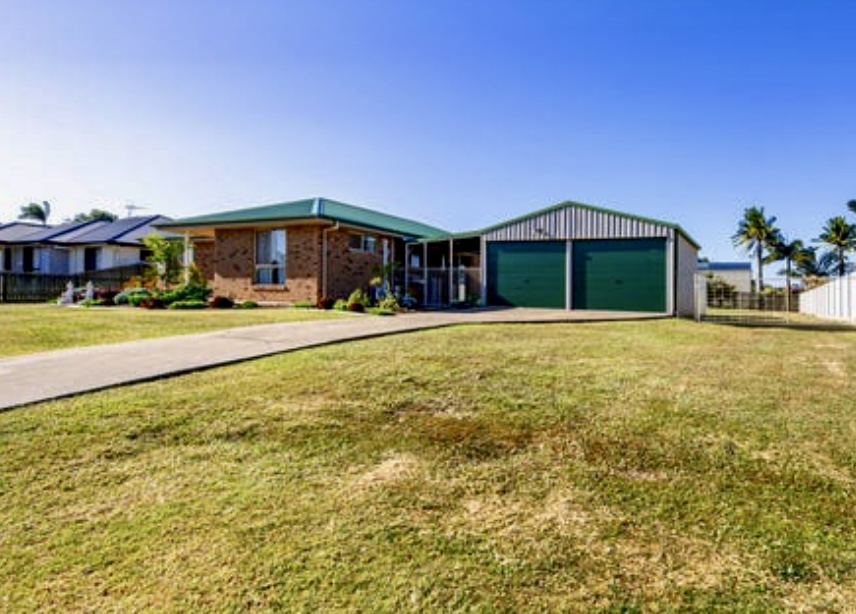 9 Cove St, Burnett Heads, QLD 4670