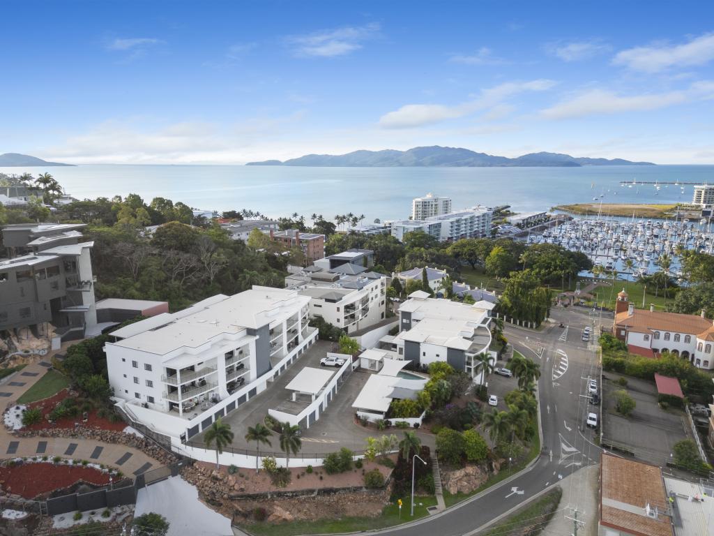 203/3 Melton Tce, Townsville City, QLD 4810