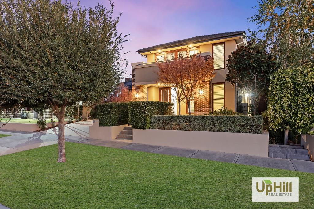 24 Deoro Pde, Clyde North, VIC 3978