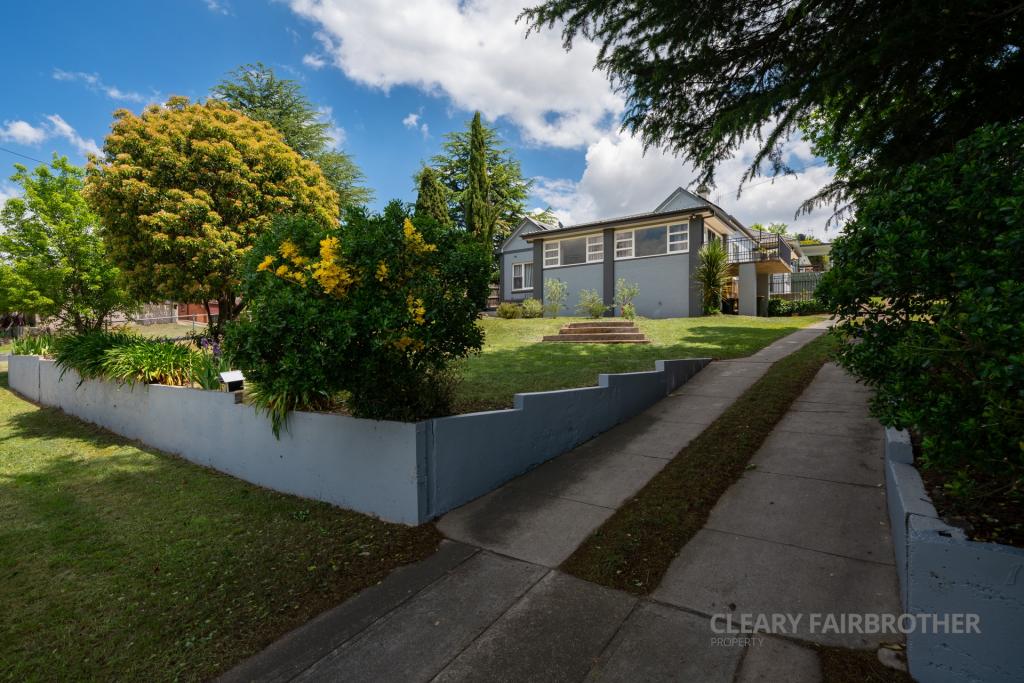 231 Peel St, Bathurst, NSW 2795