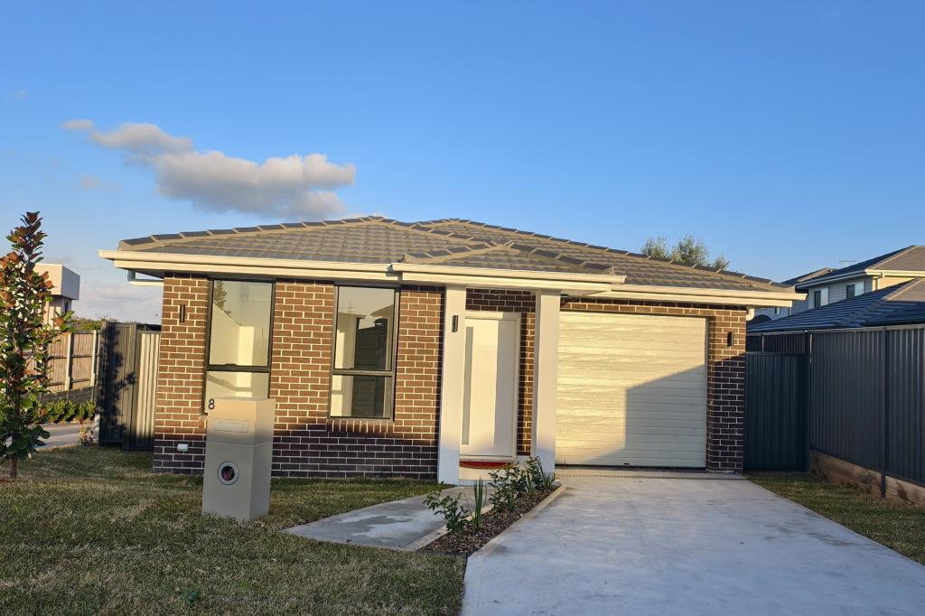 8 LEATHERWOOD AVE, LEPPINGTON, NSW 2179