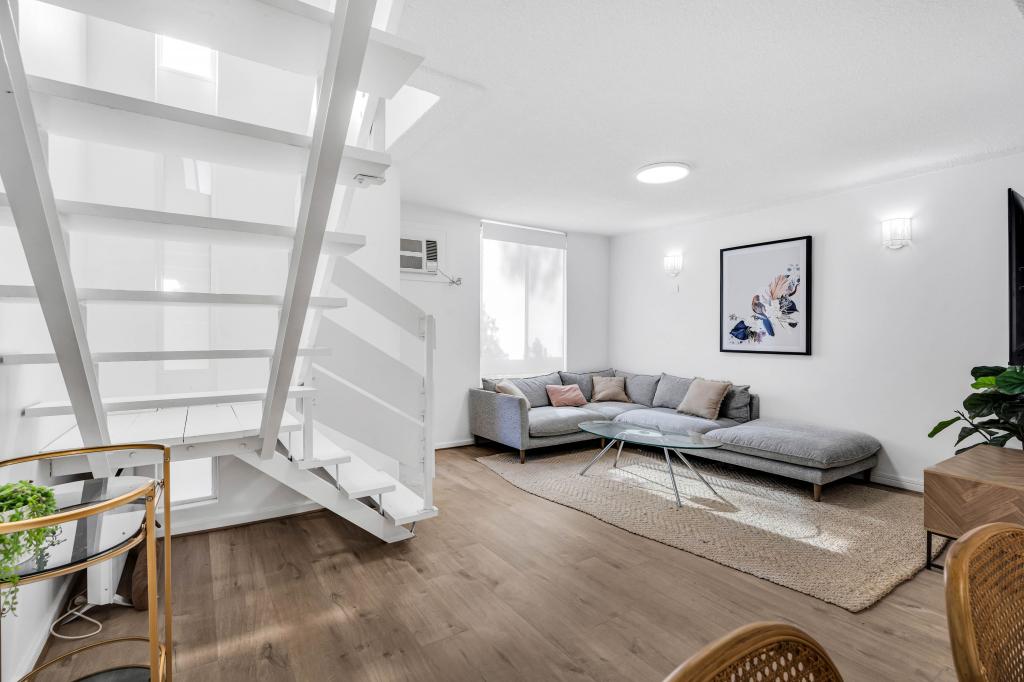 8/27 Wright St, Henley Beach, SA 5022