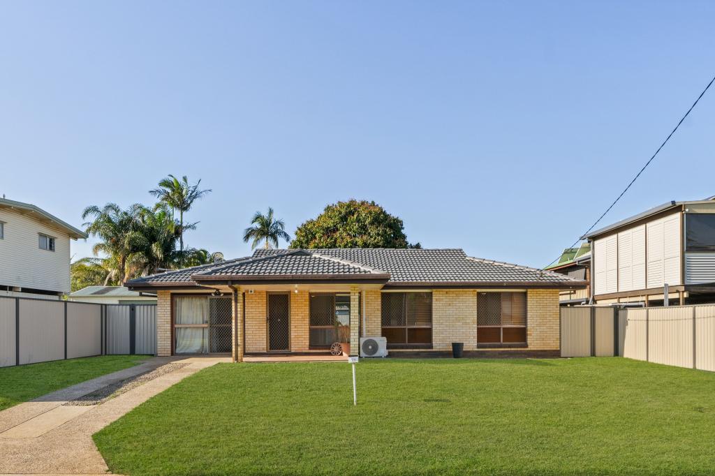 18 Rosebrook St, Kallangur, QLD 4503