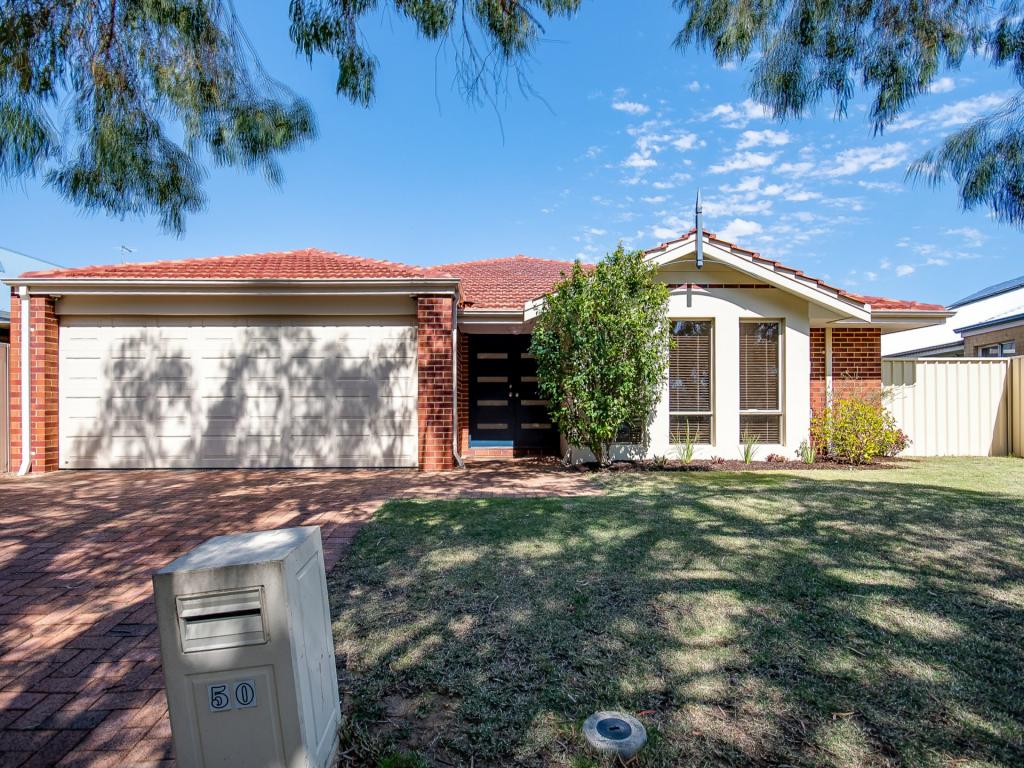 50 Litchfield Cres, Carramar, WA 6031