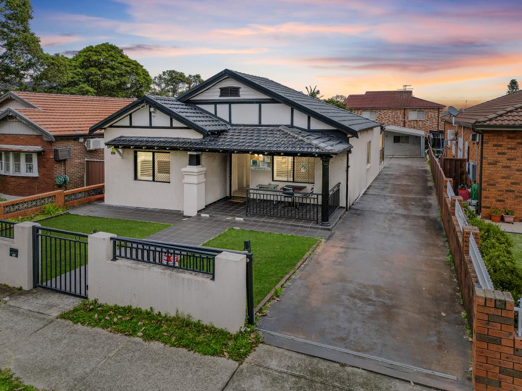 33 Victoria Rd, Punchbowl, NSW 2196