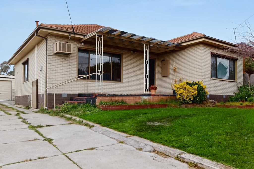 19 Stevenson Ave, Dandenong North, VIC 3175