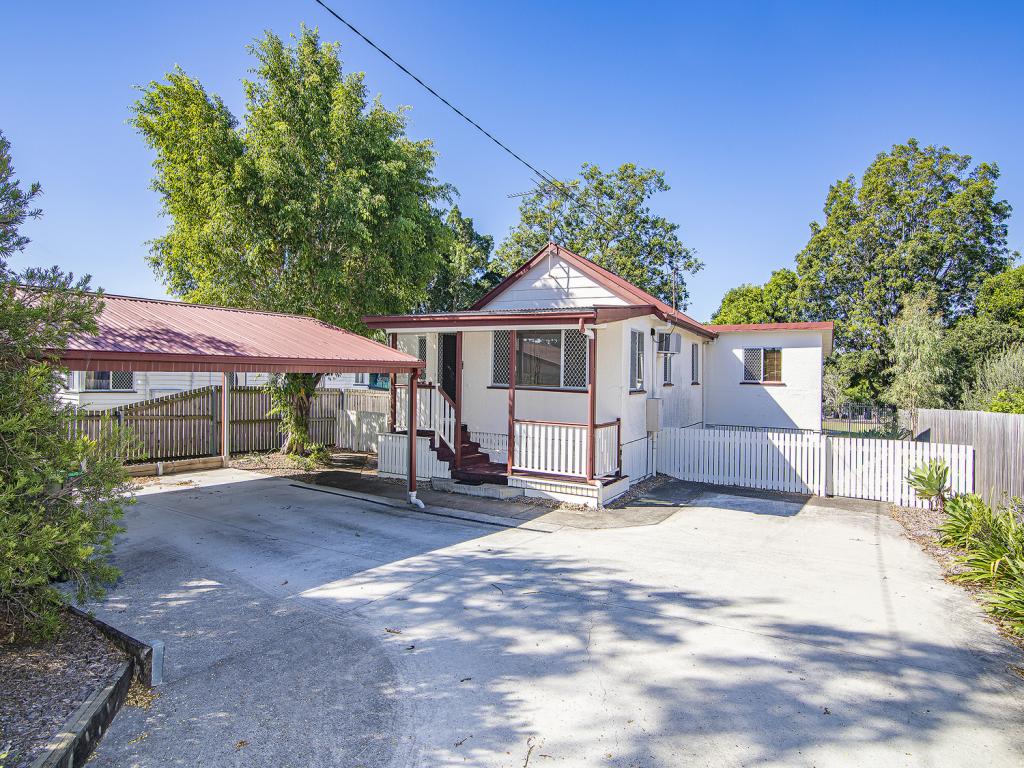33 Darra Station Rd, Darra, QLD 4076
