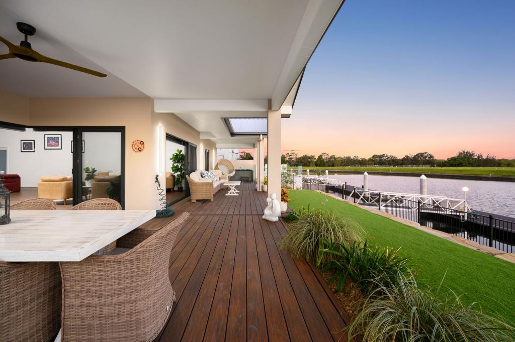 122 Paradise Pde, Jacobs Well, QLD 4208