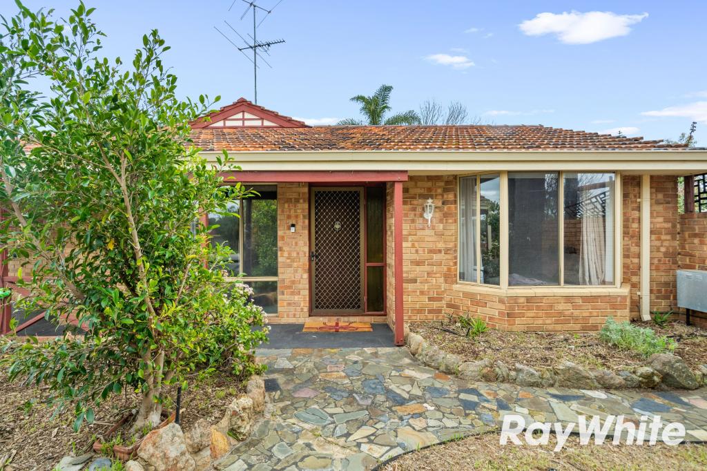 5 Sandford Cres, Halls Head, WA 6210