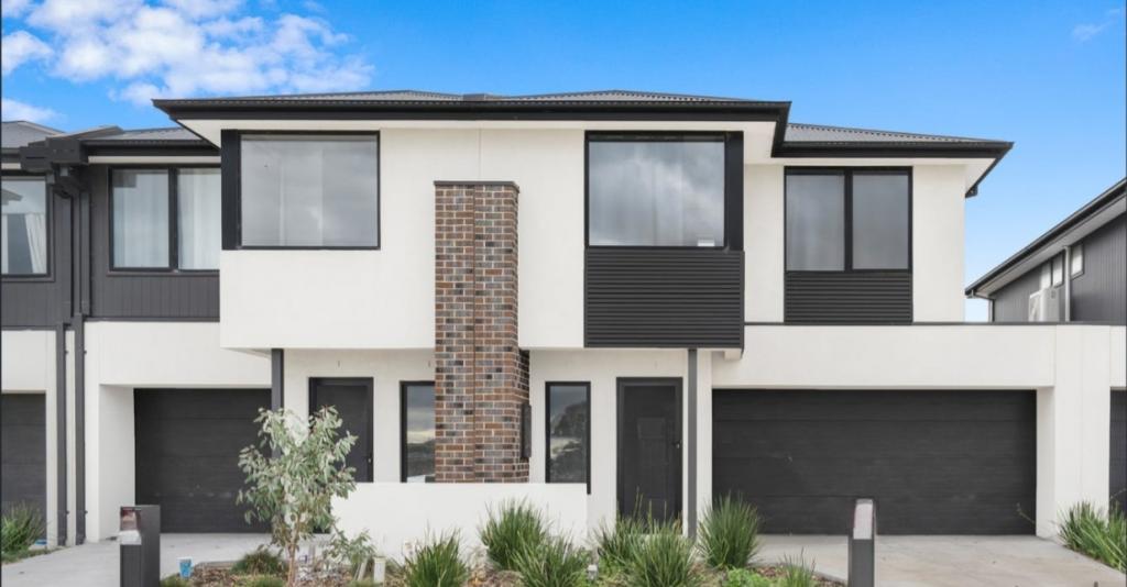 24 QUILL CCT, KALKALLO, VIC 3064