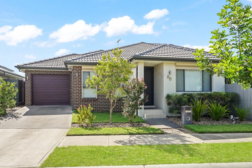 52 Rafter Pde, Ropes Crossing, NSW 2760