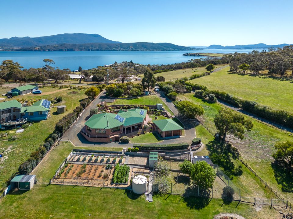 3637 SOUTH ARM RD, OPOSSUM BAY, TAS 7023