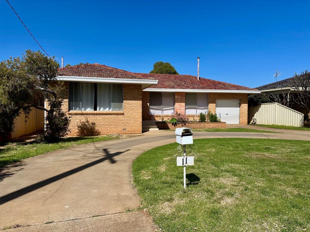 11 Grey St, Griffith, NSW 2680
