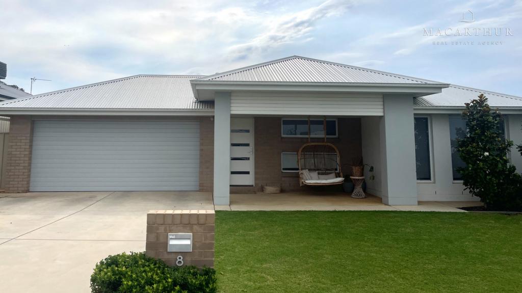 8 Jumbuck Dr, Gobbagombalin, NSW 2650