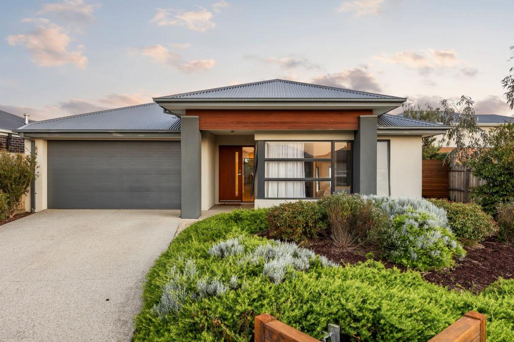 14 Cleary St, Armstrong Creek, VIC 3217