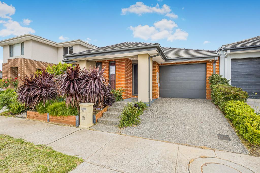 33 Lucid Cres, Clyde, VIC 3978