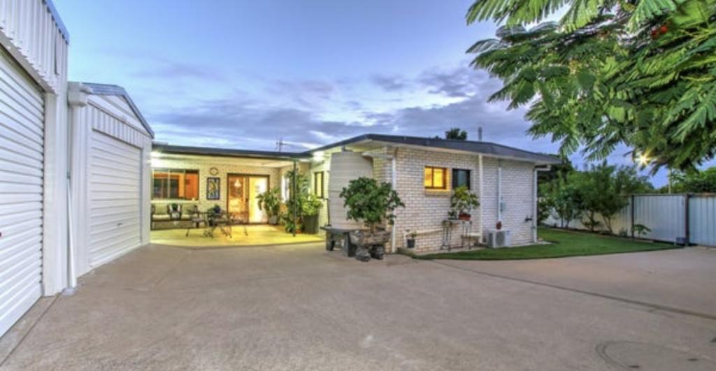 9 Charleville St, Point Vernon, QLD 4655