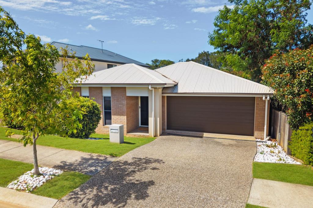 32 Swansea Cct, Redland Bay, QLD 4165