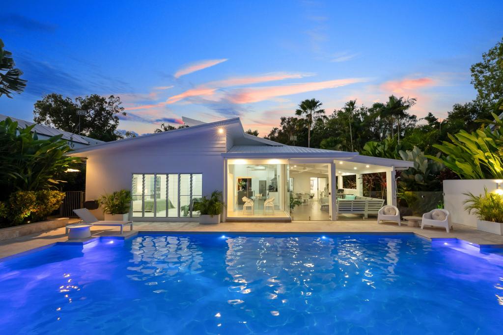 9 Langley Rd, Port Douglas, QLD 4877