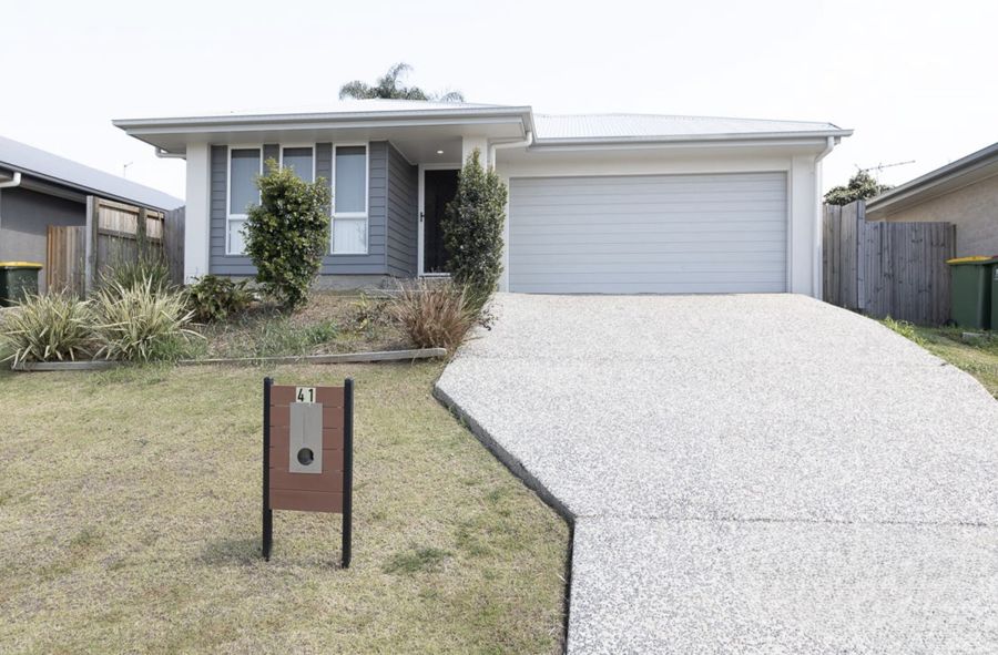 41 Wright Cres, Flinders View, QLD 4305