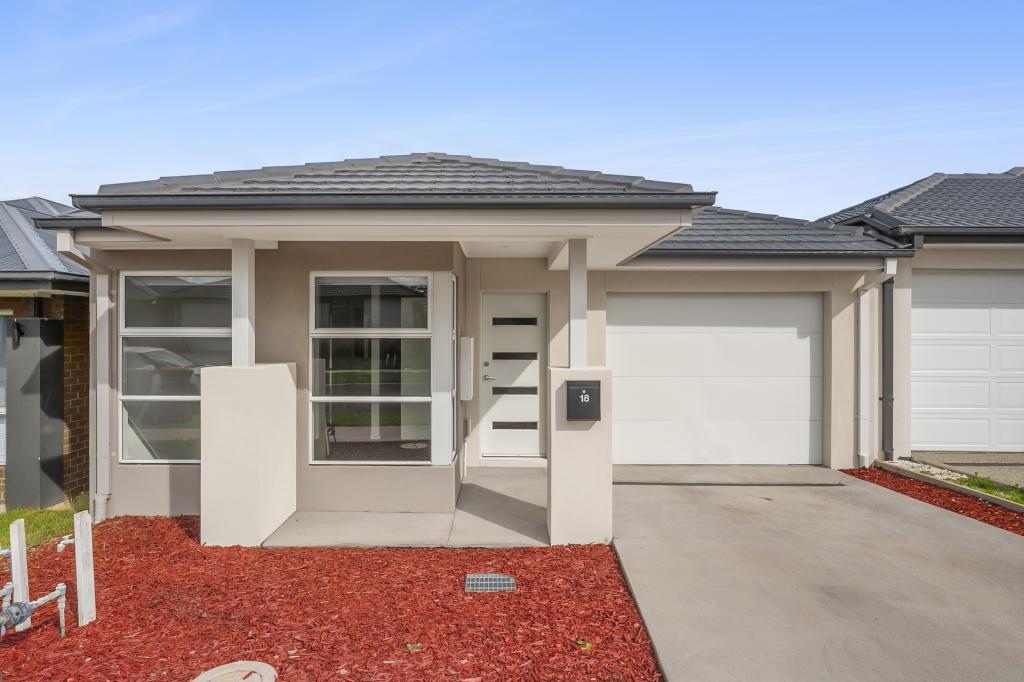 18 Italianate St, Charlemont, VIC 3217