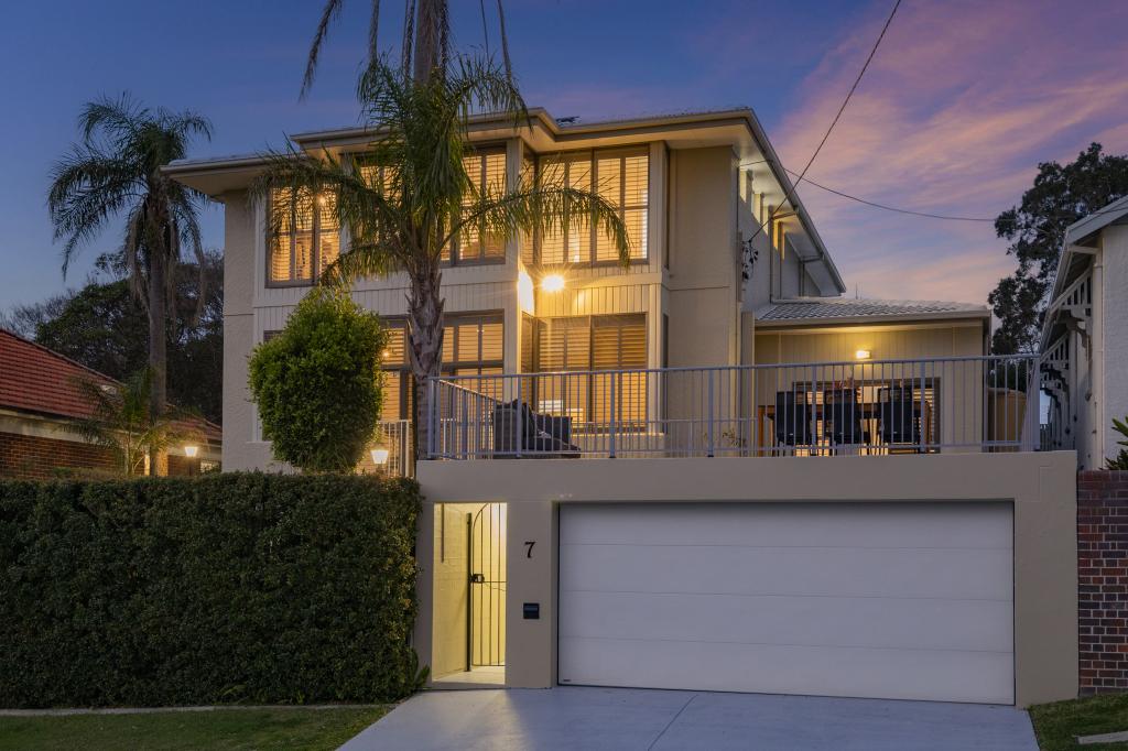 7 Lemnos Pde, The Hill, NSW 2300