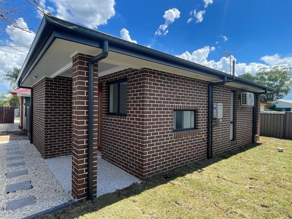 19a Aitape Cres, Whalan, NSW 2770