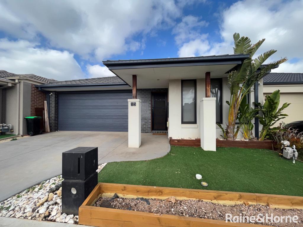 15 Forrester Gr, Fraser Rise, VIC 3336