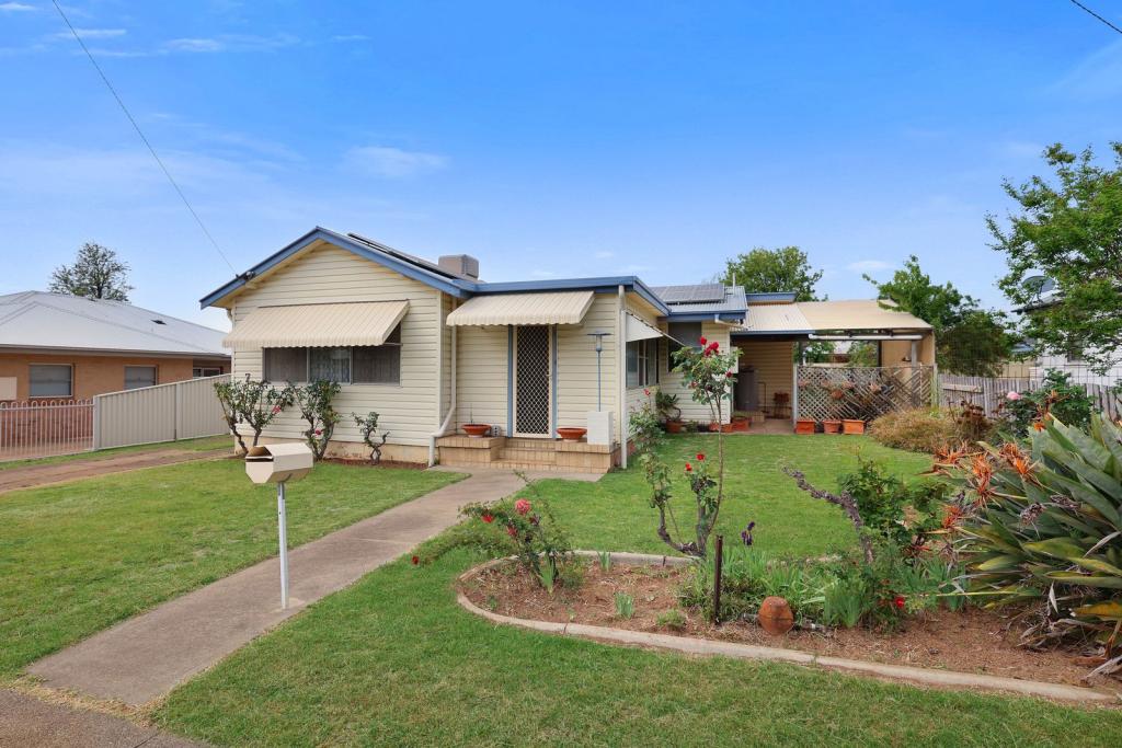 7 Bruce St, South Tamworth, NSW 2340