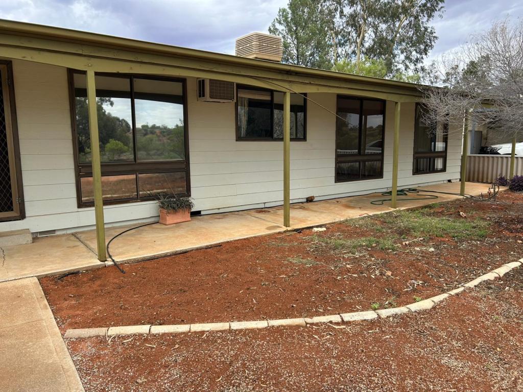 68 AXEHEAD RD, ROXBY DOWNS, SA 5725