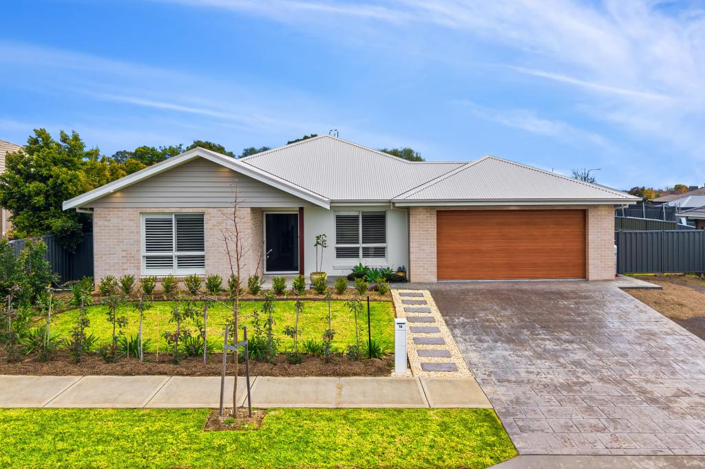 18 Simmental Way, Calala, NSW 2340