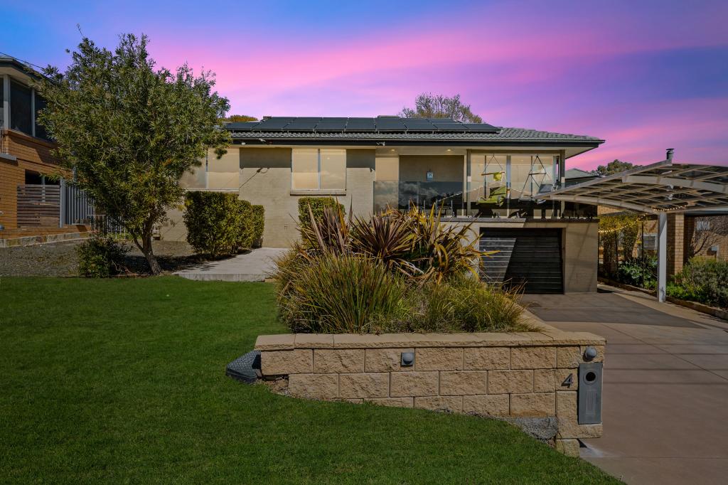 4 Corin Pl, Crestwood, NSW 2620