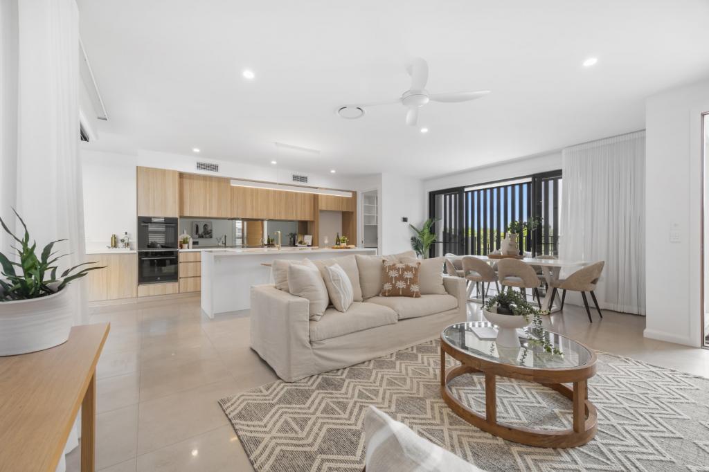 17 Bulwer Dr, Pelican Waters, QLD 4551